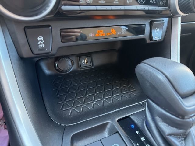 Used 2023 Toyota RAV4 LE image 23