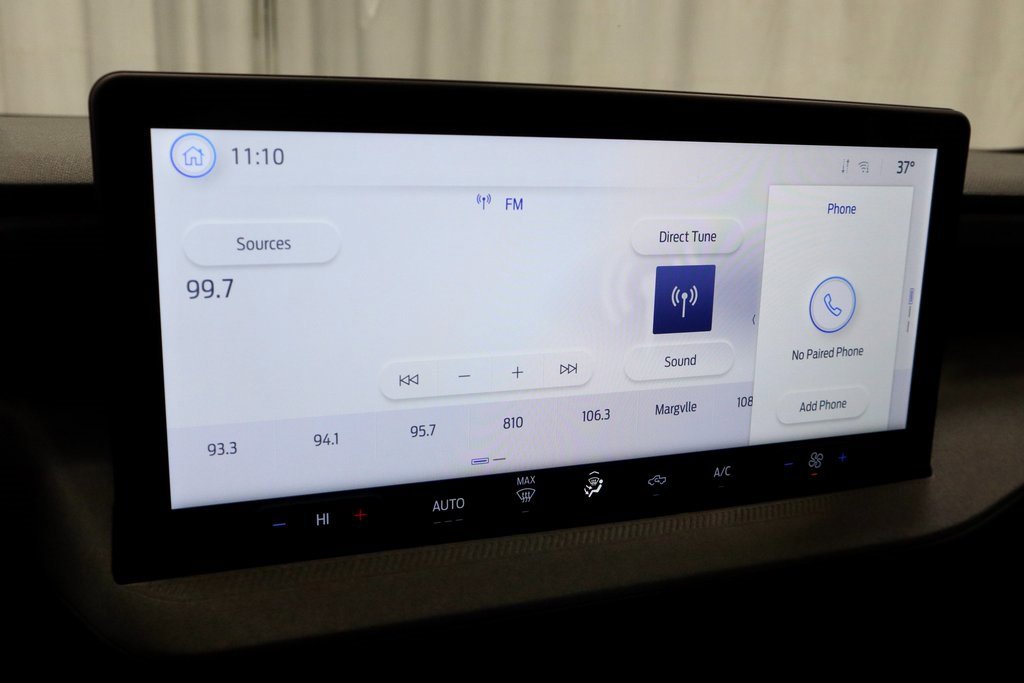 Certified 2025 Ford Maverick XLT w/ Equipment Group 302A image 3