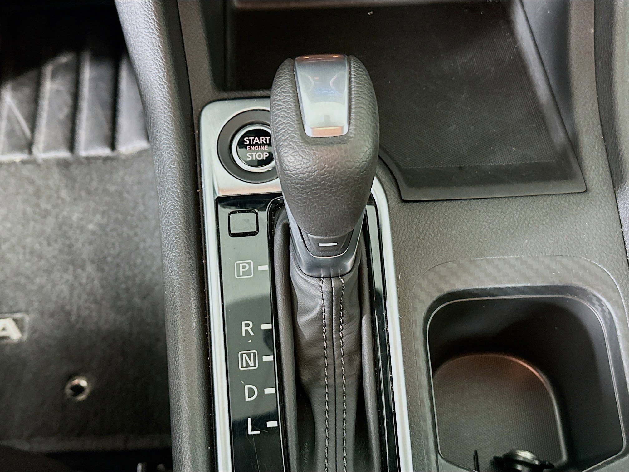 Used 2024 Nissan Sentra SV image 23