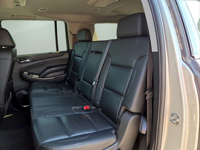 Used 2020 Chevrolet Suburban LT AWD/4WD image 14