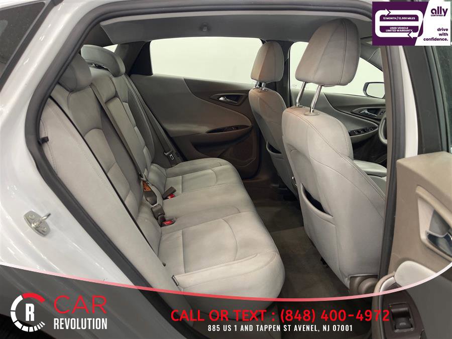 Used 2022 Chevrolet Malibu LT FWD image 40