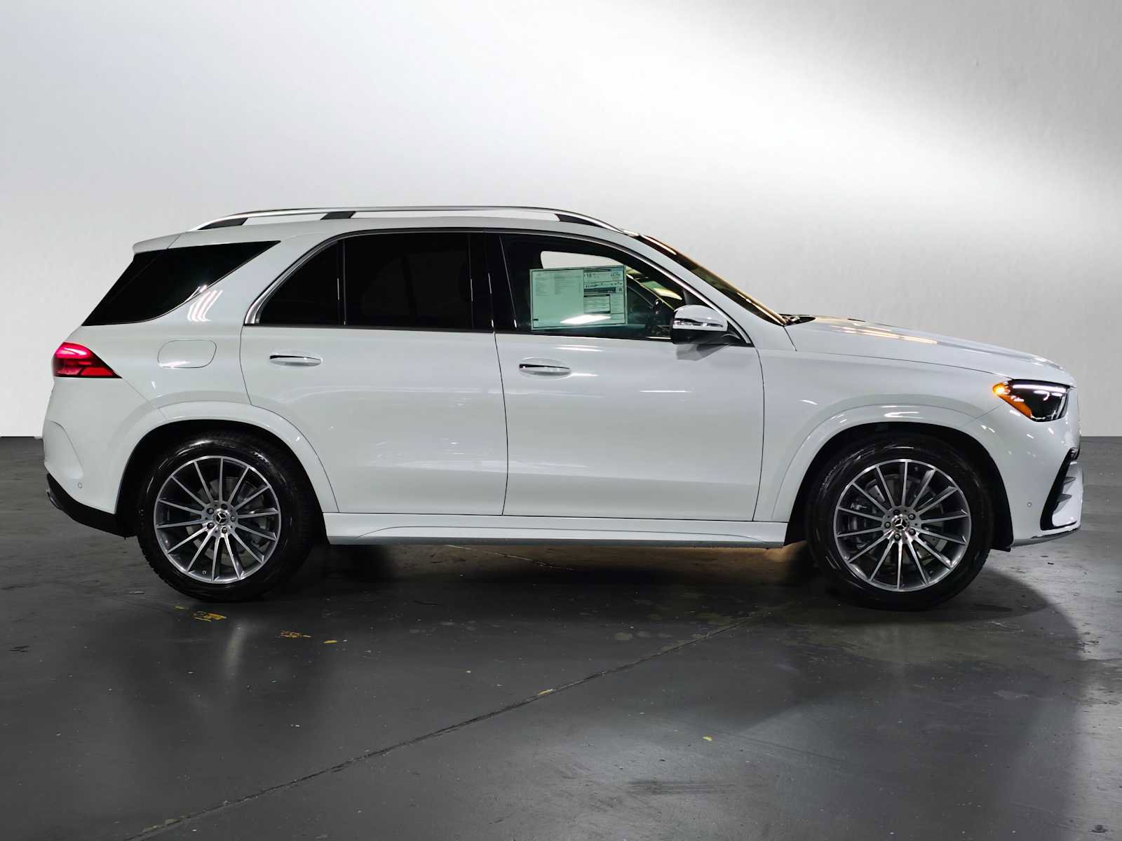 New 2026 Mercedes-Benz GLE 580 4MATIC image 8