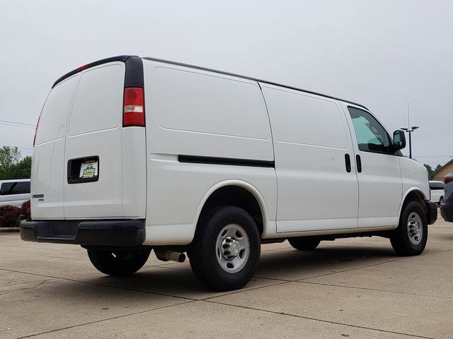 Used 2014 Chevrolet Express 3500 image 8