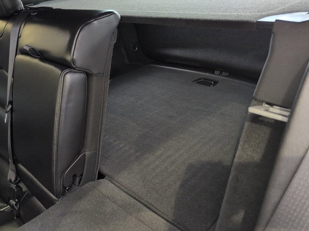 Used 2019 Cadillac XT4 Premium Luxury w/ Technology Package image 32