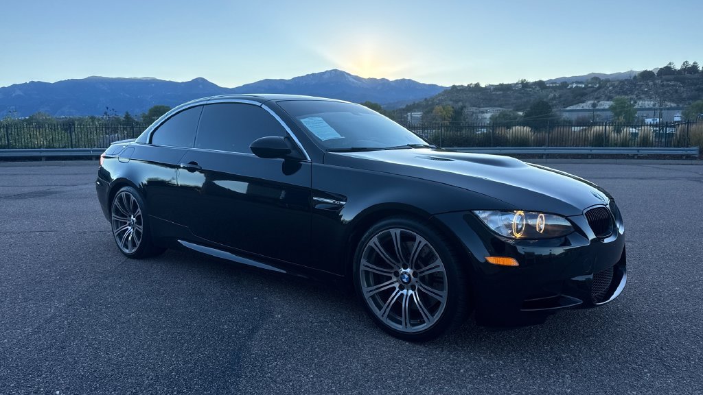 Used 2010 BMW M3 Convertible RWD image 17