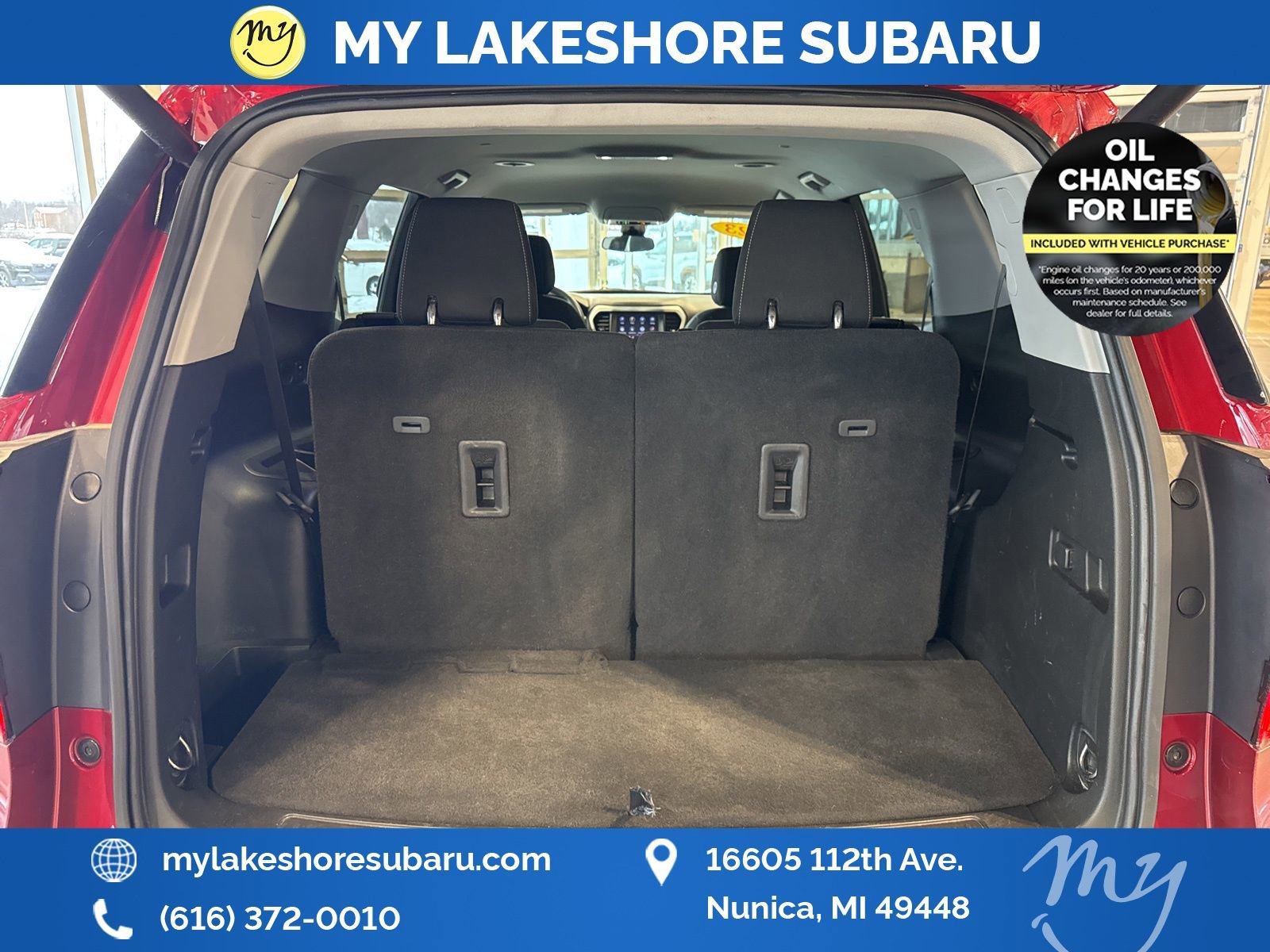 Used 2023 GMC Acadia SLE w/ Driver Convenience Package image 28