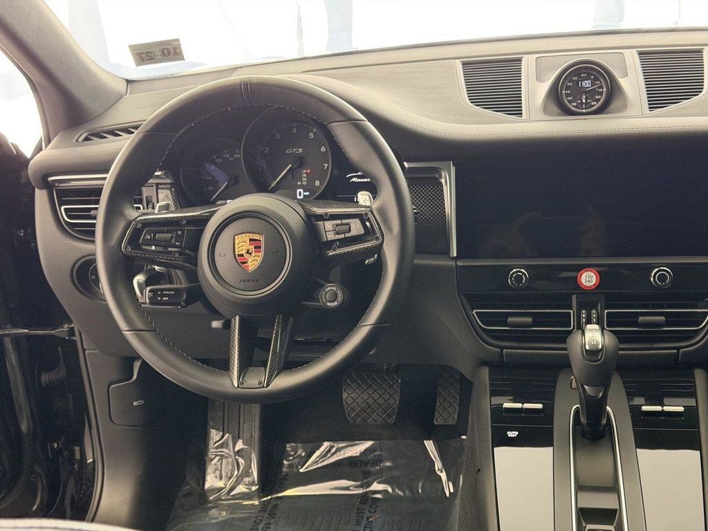 Used 2022 Porsche Macan GTS AWD/4WD image 20