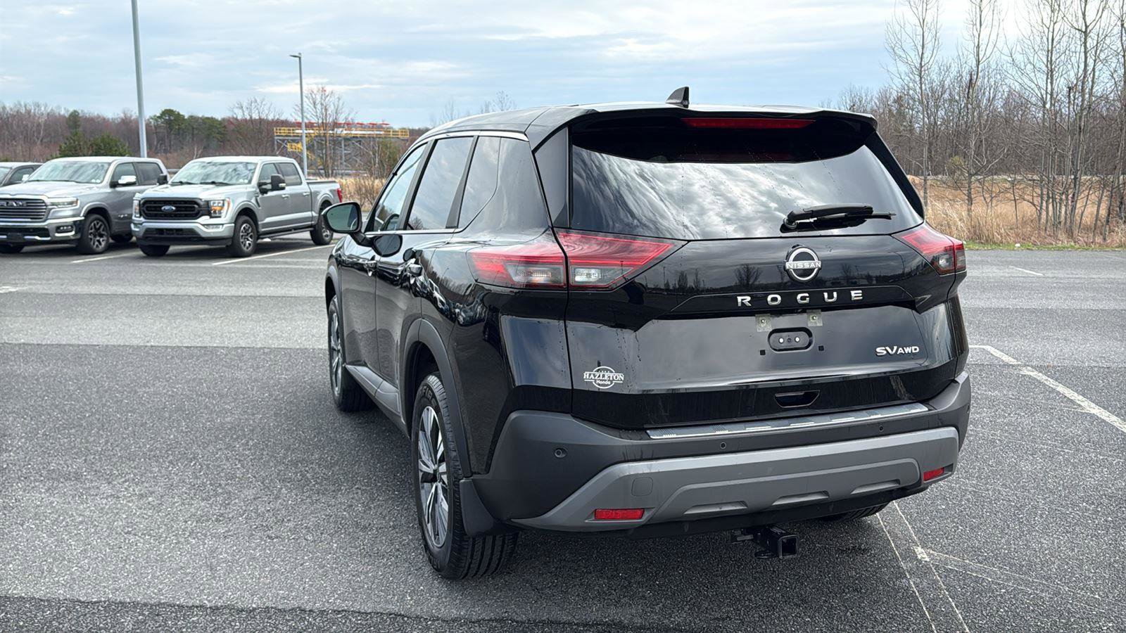 Used 2023 Nissan Rogue SV image 8