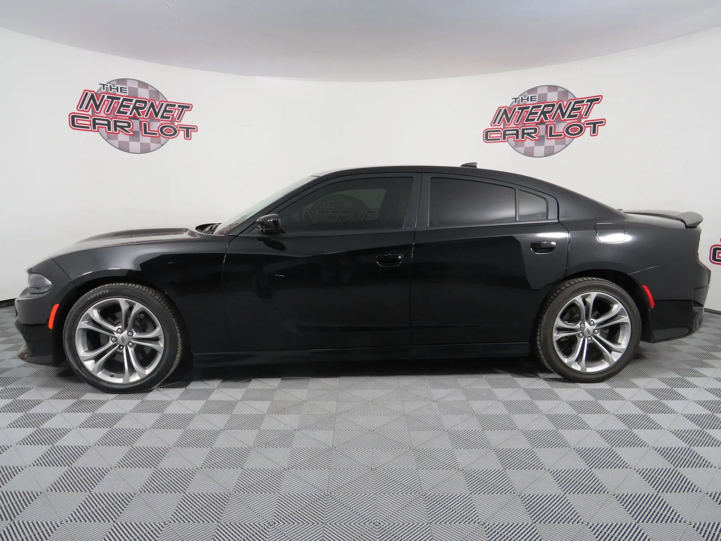 Used 2020 Dodge Charger R/T image 8
