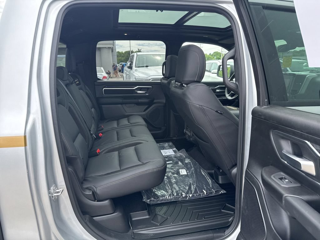 New 2026 RAM 1500 Big Horn AWD/4WD image 25