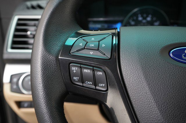 Used 2017 Ford Explorer XLT w/ Equipment Group 201A image 43