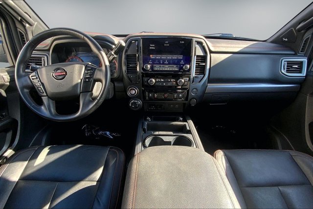 Used 2021 Nissan Titan PRO-4X w/ Pro-4x Convenience Package AWD/4WD image 15