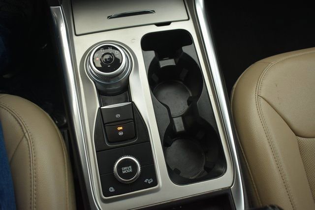 Used 2023 Ford Explorer Limited image 30