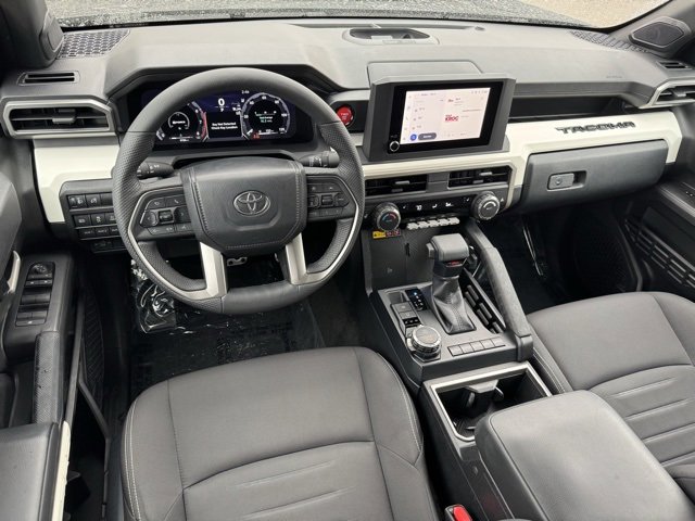 Used 2024 Toyota Tacoma TRD Sport image 8