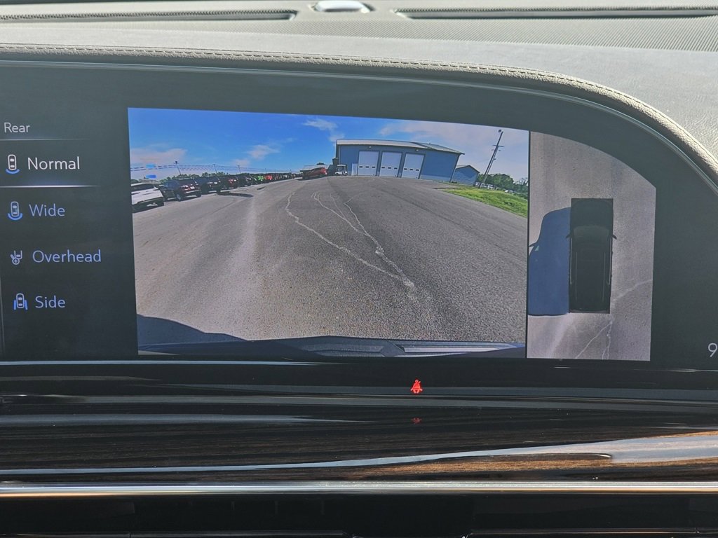 Used 2023 Cadillac Escalade Premium Luxury w/ LPO, Radiant Package image 42