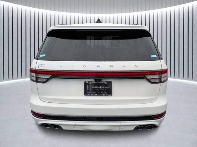 New 2026 Lincoln Aviator Reserve w/ Jet Appearance Package image 3