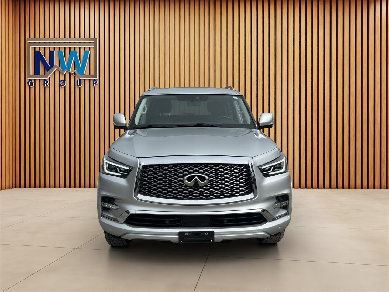 Used 2020 INFINITI QX80 Luxe w/ Proassist Package AWD/4WD image 2