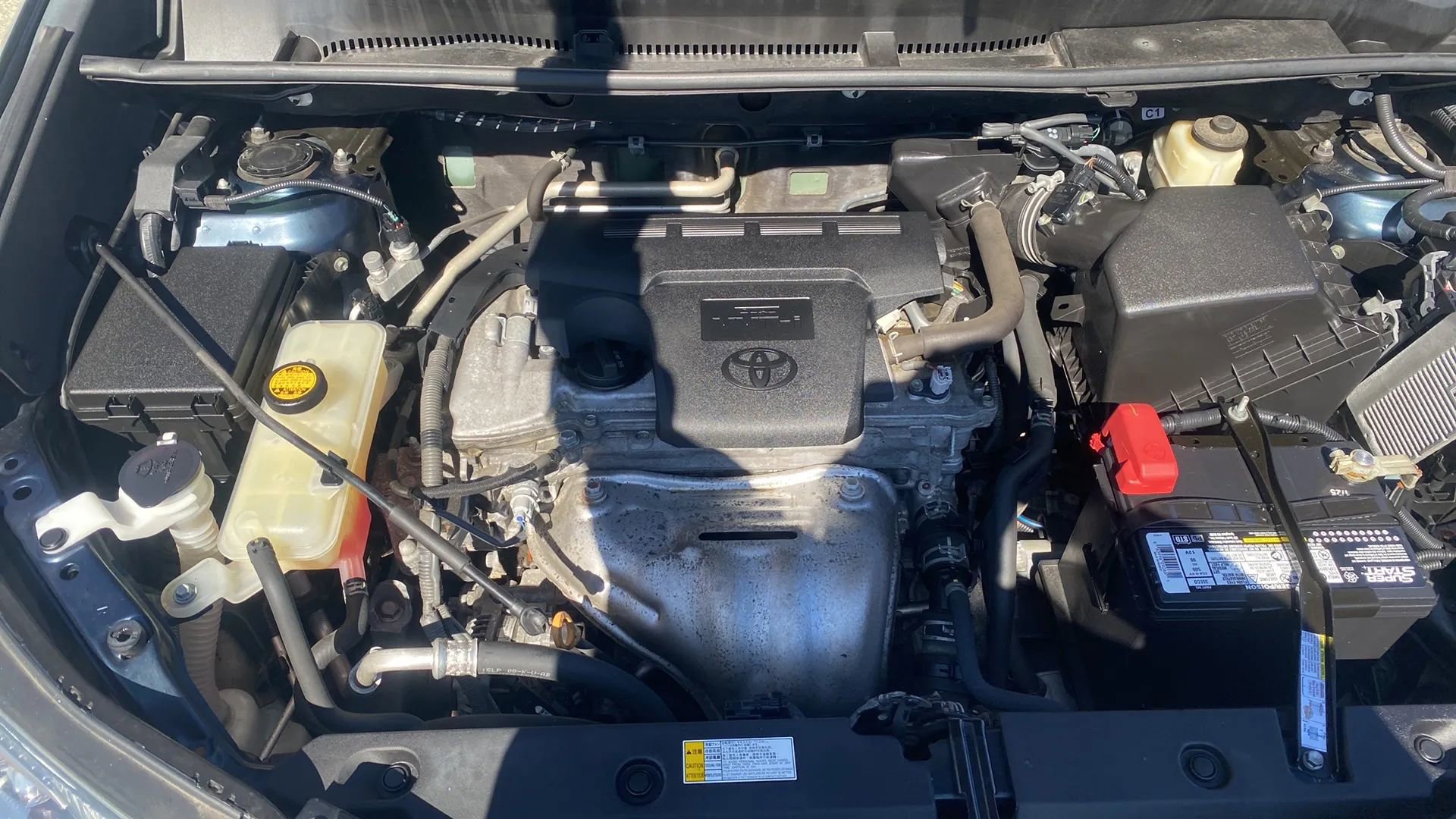 Used 2018 Toyota RAV4 LE w/ All Weather Liner Package image 24