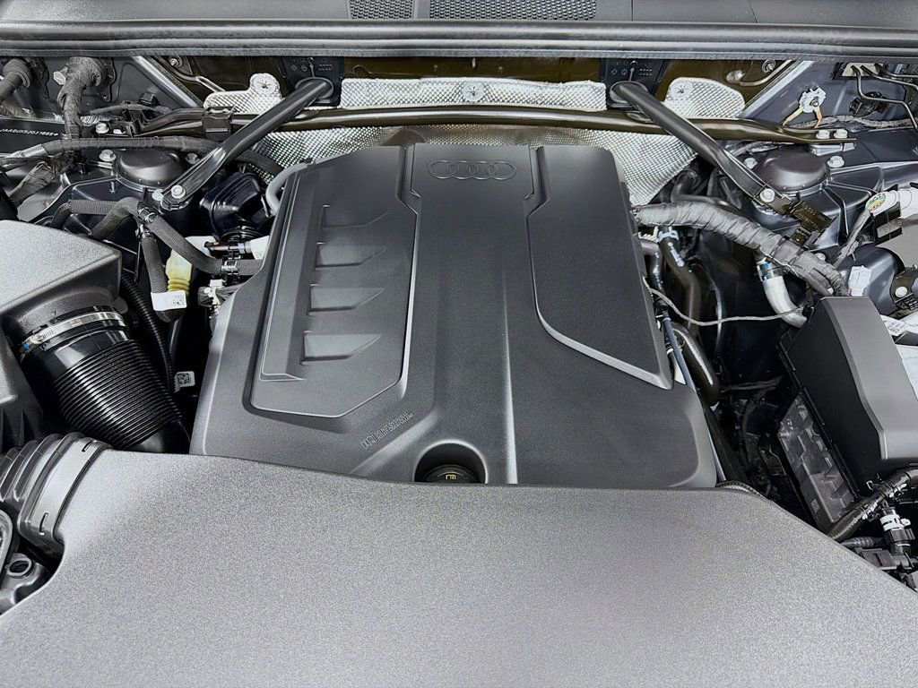 Used 2025 Audi Q5 Premium Plus w/ Premium Plus image 32