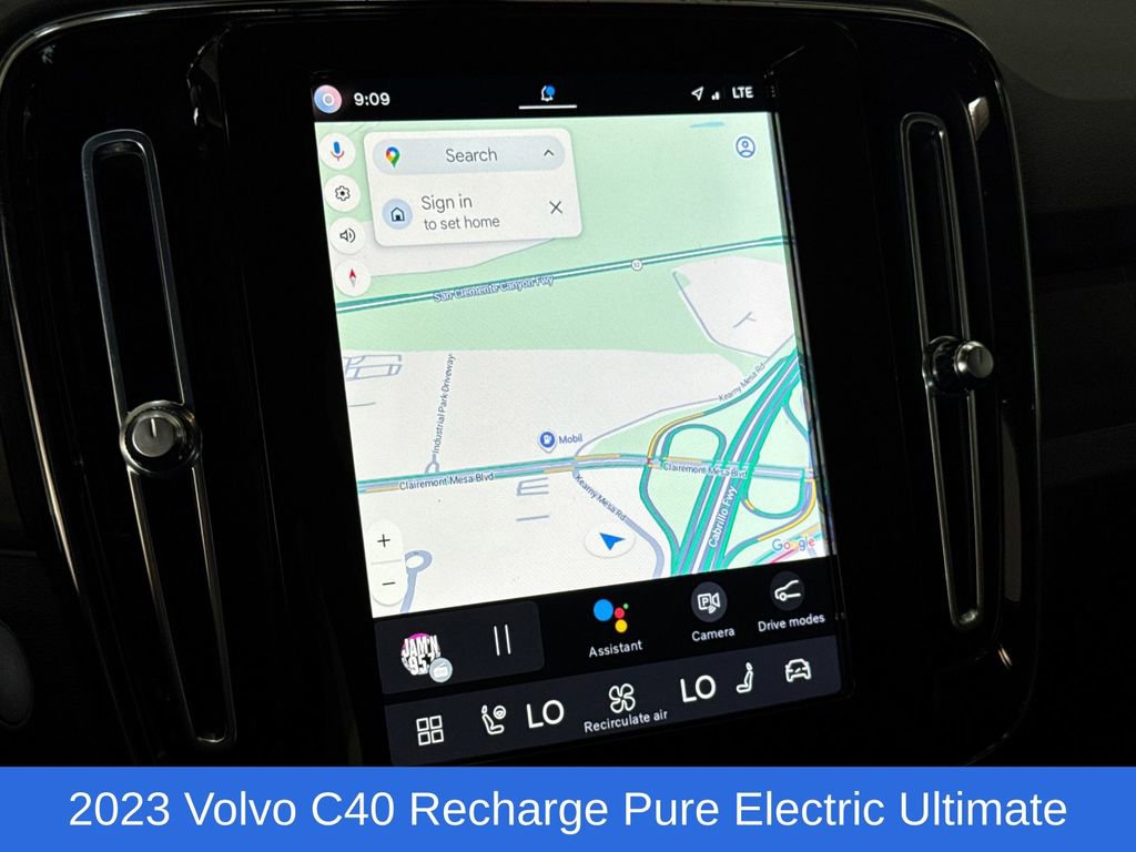 Certified 2023 Volvo C40 P8 Recharge Ultimate w/ Protection Package Premier image 18