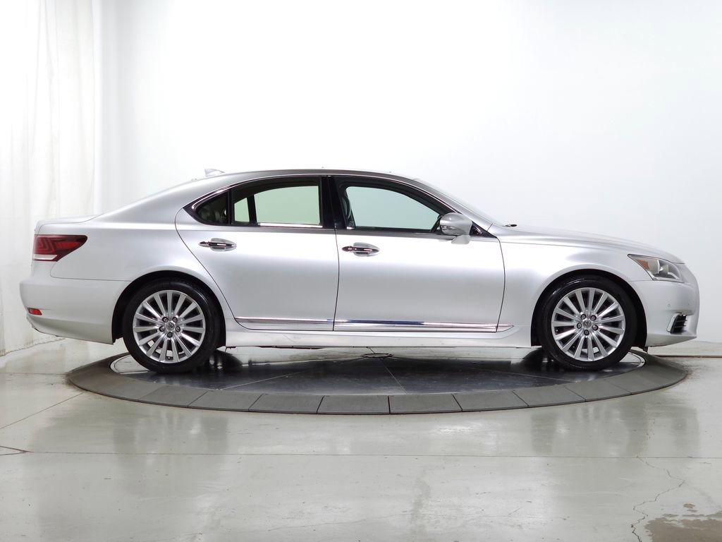 Used 2014 Lexus LS 460 AWD w/ Comfort Package image 11
