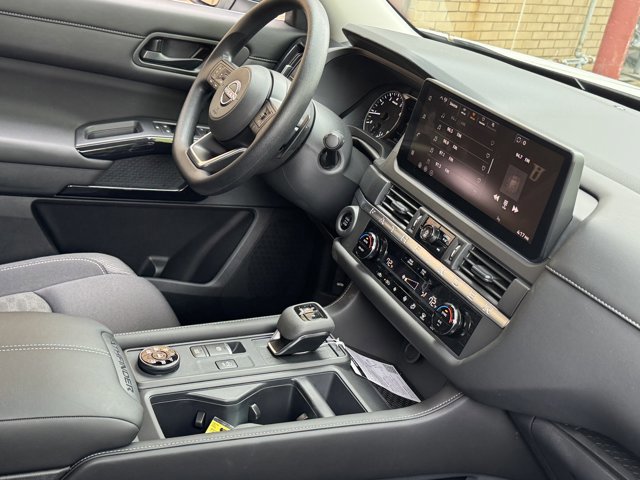 New 2026 Nissan Pathfinder S AWD/4WD image 7