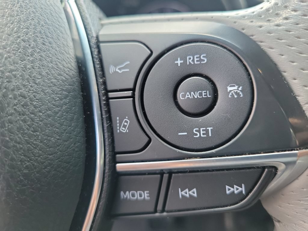 Used 2021 Toyota Avalon Limited w/ Advanced Safety Package FWD image 21