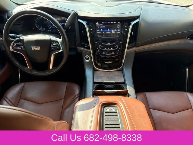 Used 2020 Cadillac Escalade Premium Luxury AWD/4WD image 11