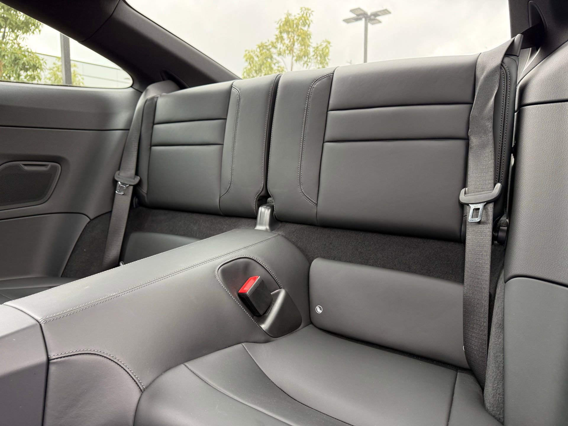 Certified 2023 Porsche 911 Carrera T w/ Sportdesign Package image 27