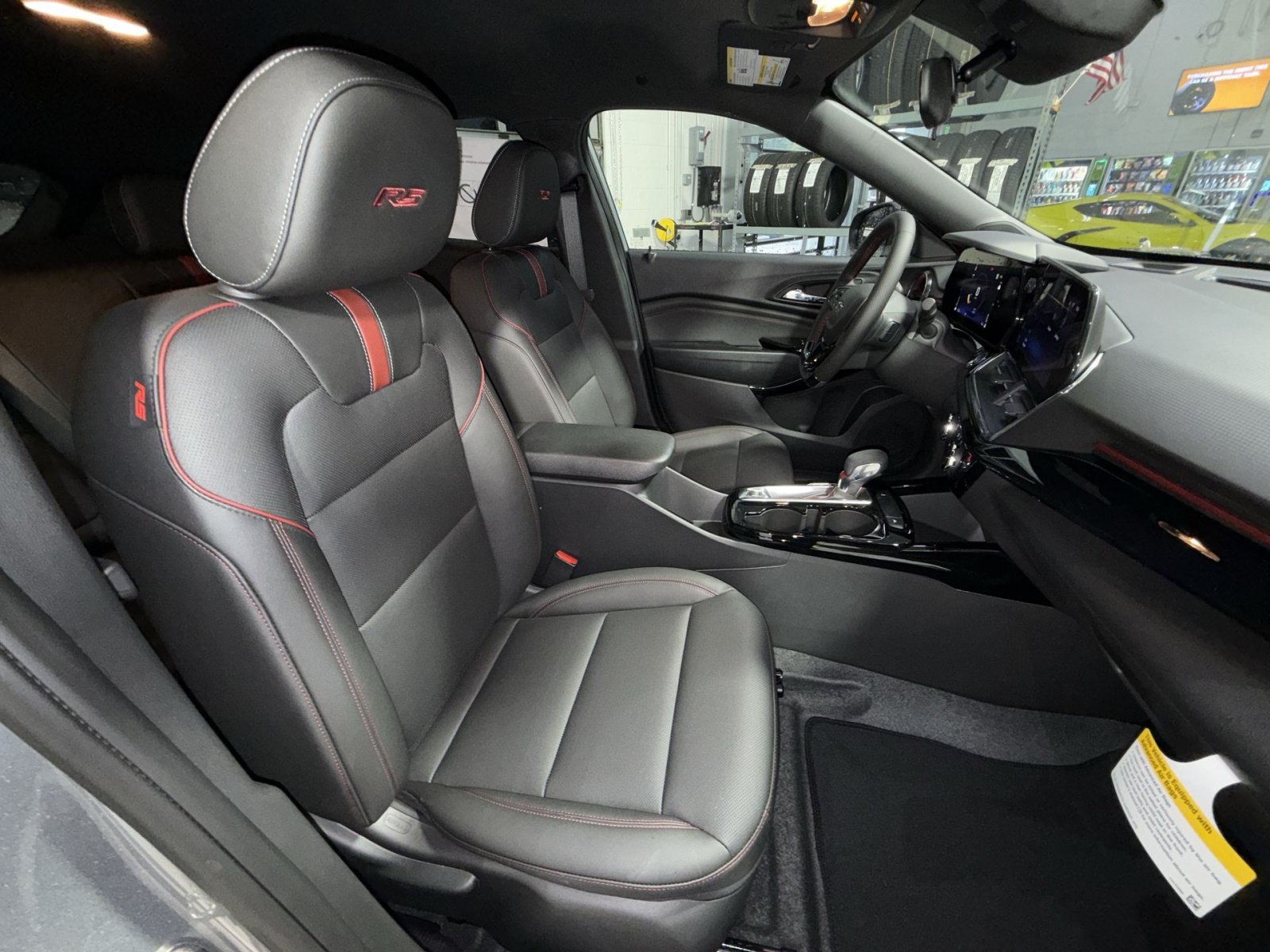 New 2026 Chevrolet Trax RS w/ Driver Confidence Package FWD image 27
