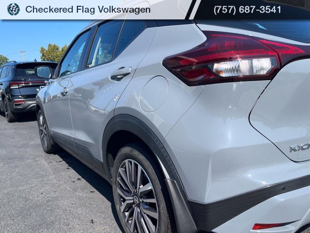 Used 2024 Nissan Kicks SV FWD image 8