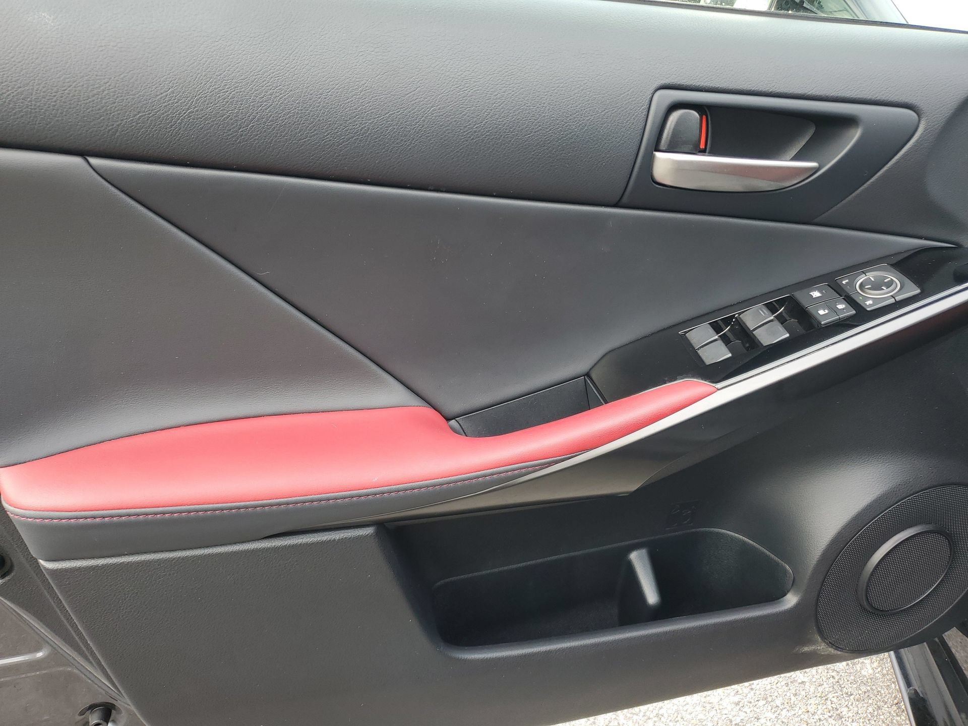 Used 2024 Lexus IS 350 F Sport RWD image 15