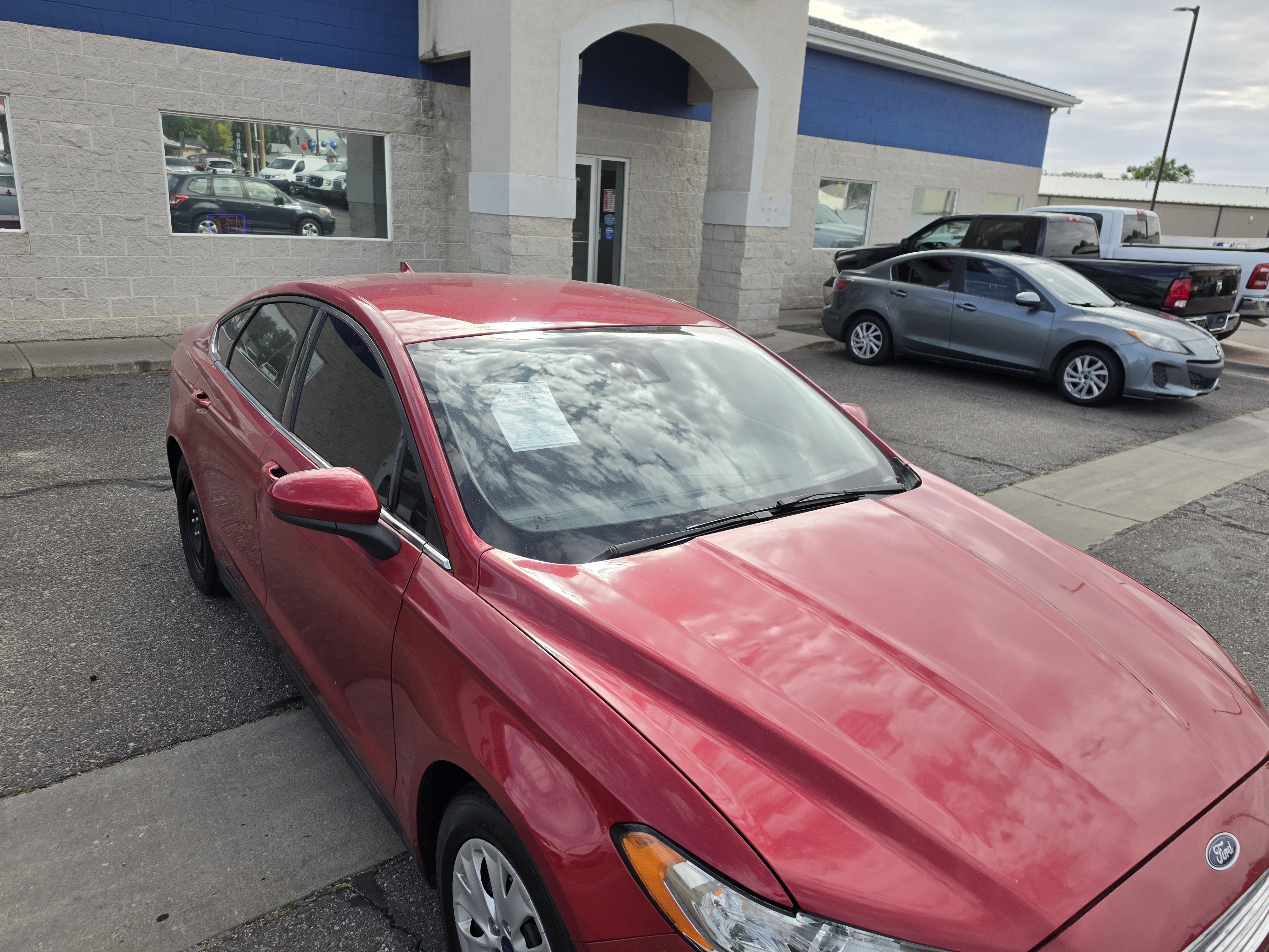 Used 2020 Ford Fusion S FWD image 9