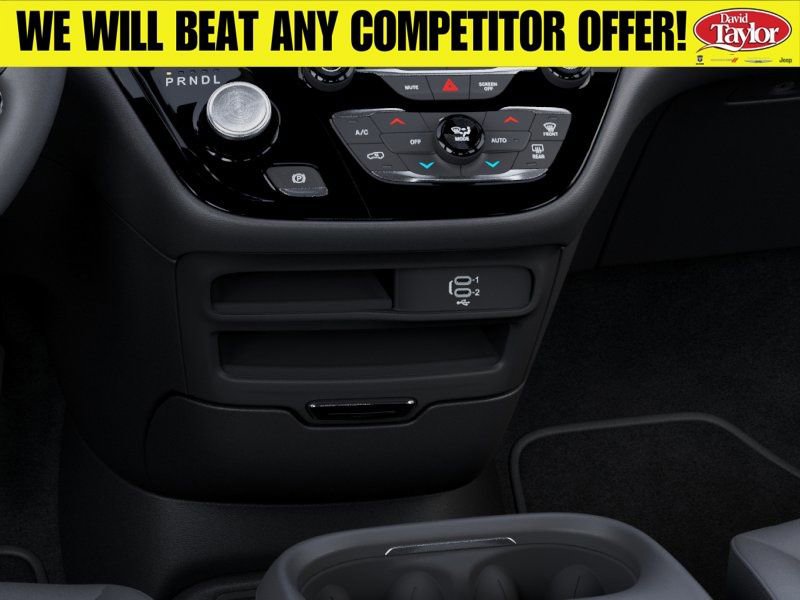 New 2026 Chrysler Voyager LX FWD image 25