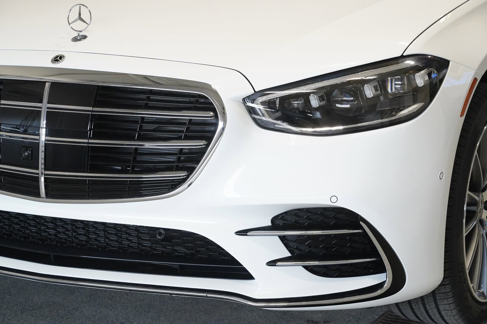 New 2026 Mercedes-Benz S 500 4MATIC image 8