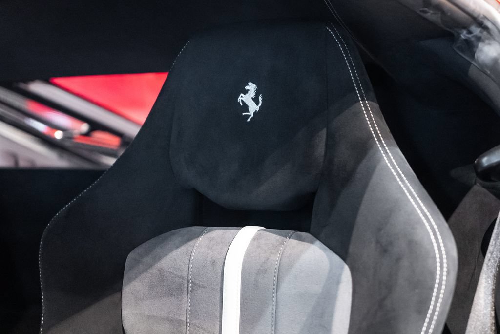 Certified 2020 Ferrari 488 Pista Coupe RWD image 6