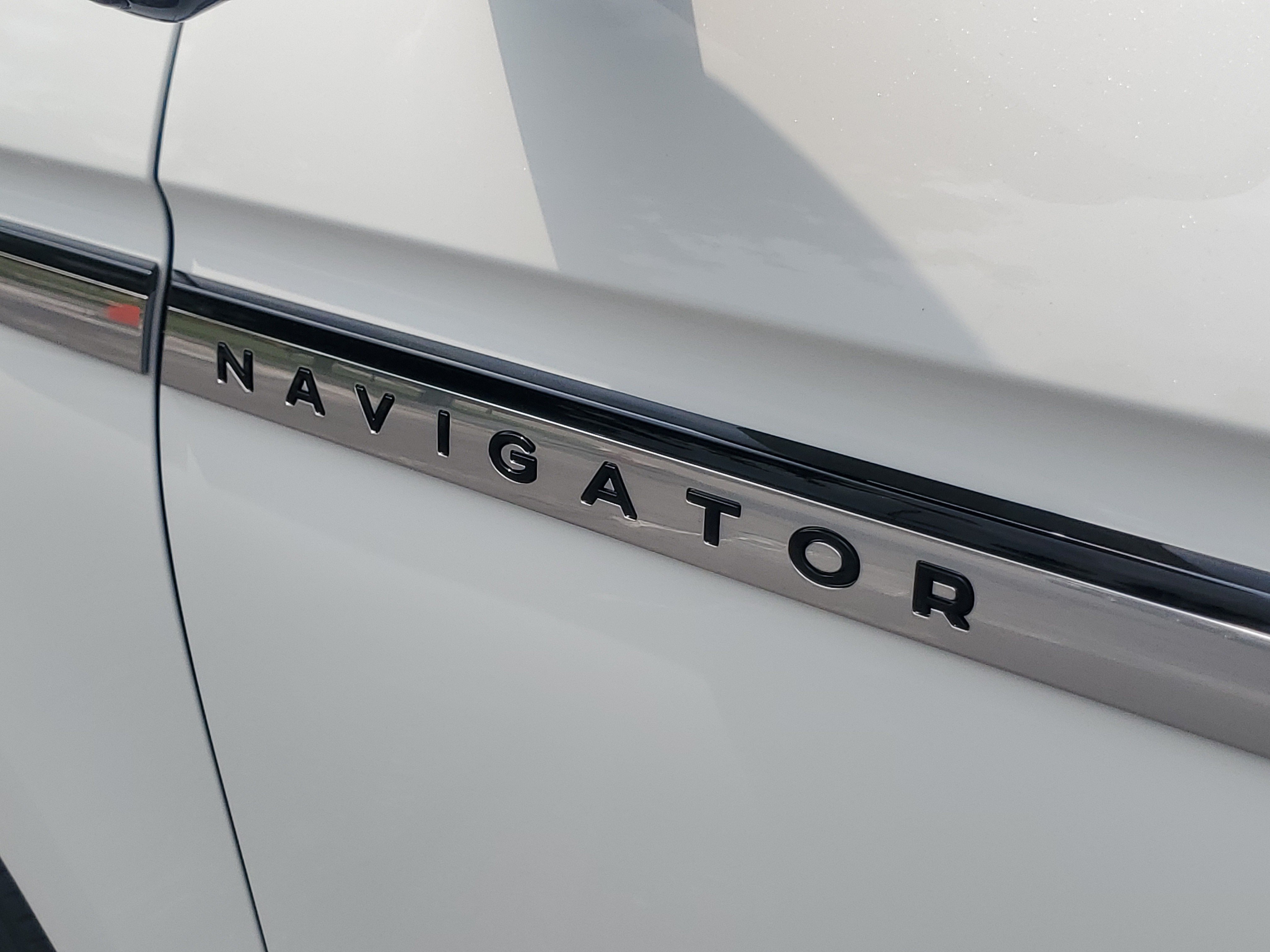 New 2027 Lincoln Navigator Reserve AWD/4WD image 7