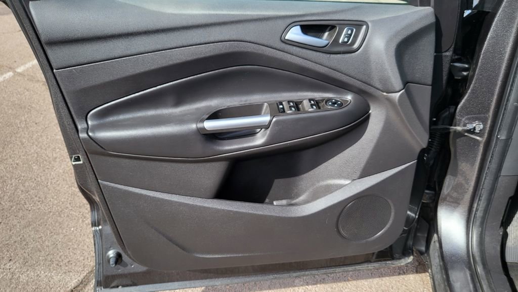 Used 2018 Ford Escape SE w/ SE Sync 3 Package image 23