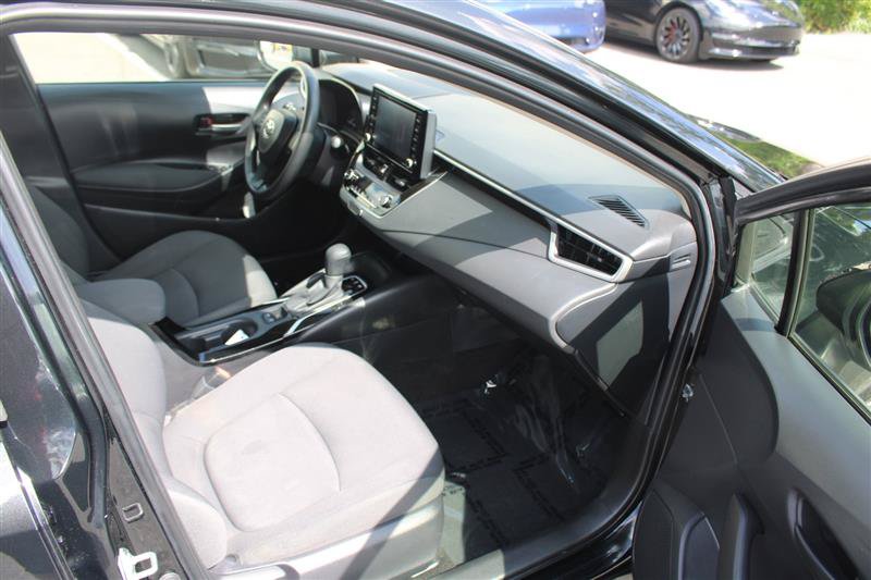 Used 2022 Toyota Corolla LE FWD image 9
