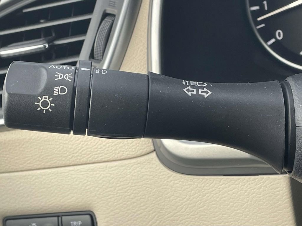 Used 2021 Nissan Murano Platinum w/ Cargo Package image 24