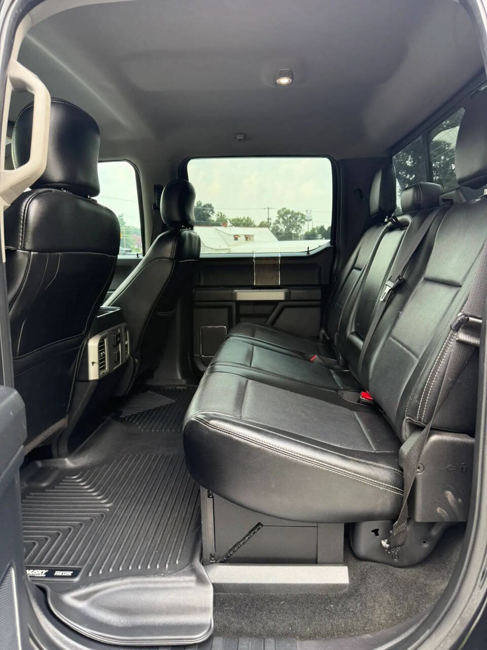 Used 2017 Ford F350 Lariat w/ Chrome Package AWD/4WD image 18