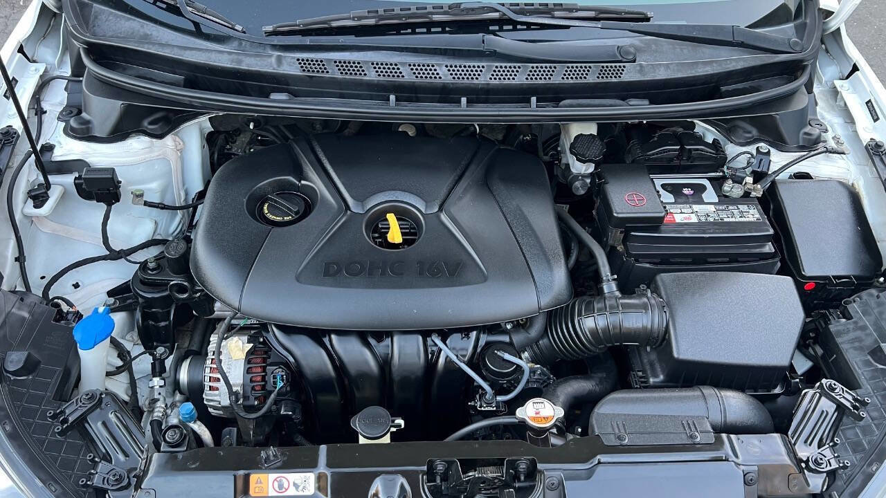 Used 2013 Hyundai Elantra GLS image 22