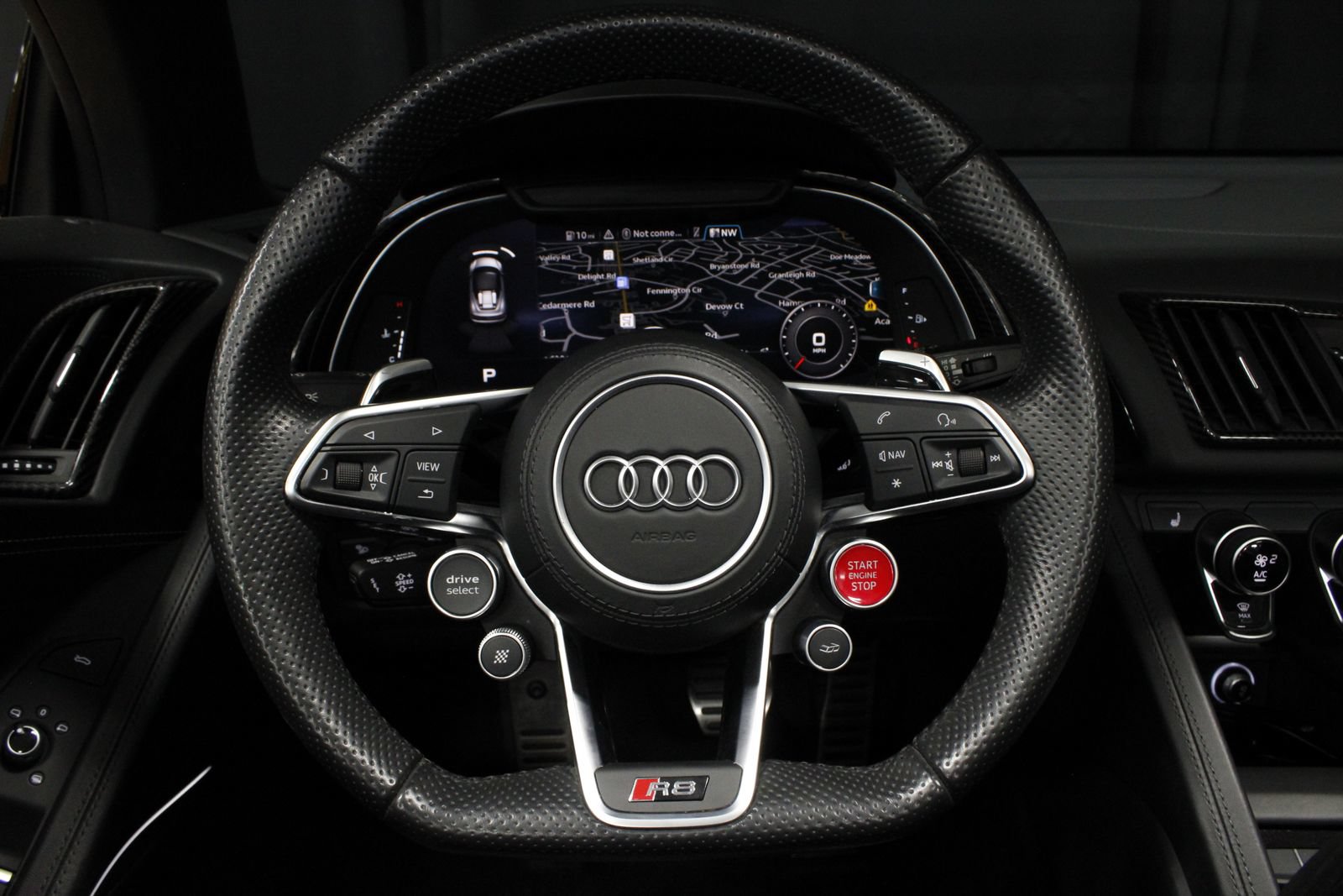 Used 2022 Audi R8 V10 RWD image 11