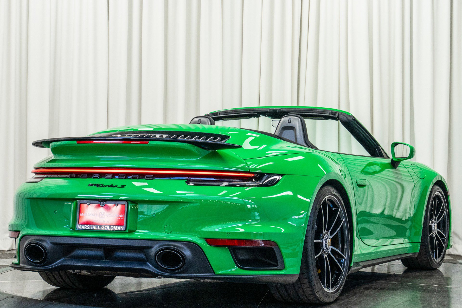 Used 2021 Porsche 911 Turbo S image 9