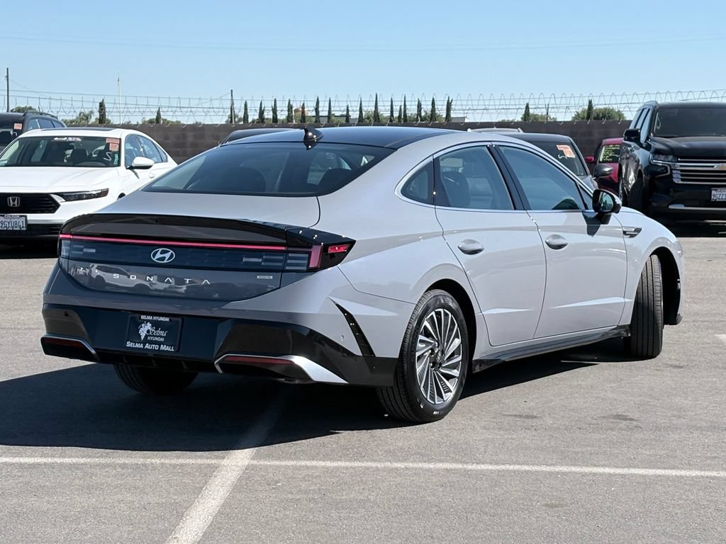 New 2026 Hyundai Sonata Limited FWD image 4