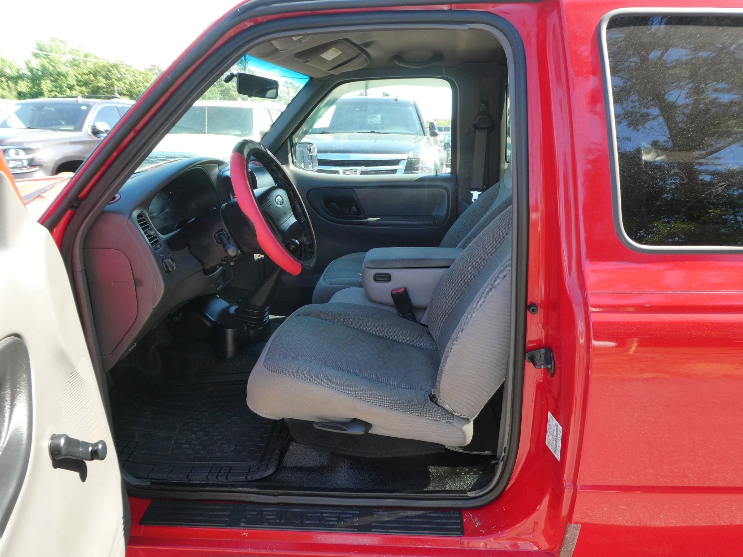 Used 2001 Ford Ranger 2WD SuperCab image 12