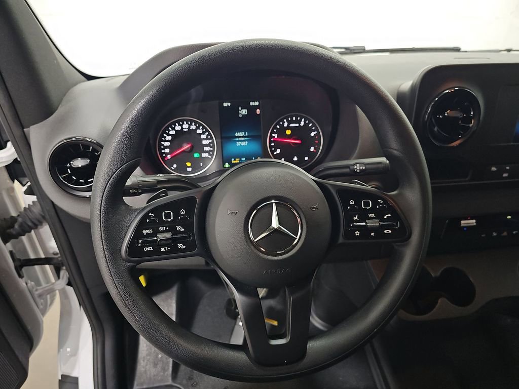 Used 2024 Mercedes-Benz Sprinter 3500 image 14