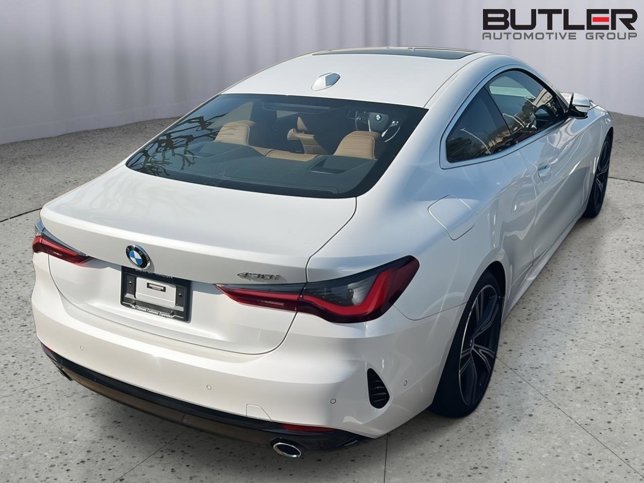 Certified 2024 BMW 430i Coupe w/ Convenience Package image 8