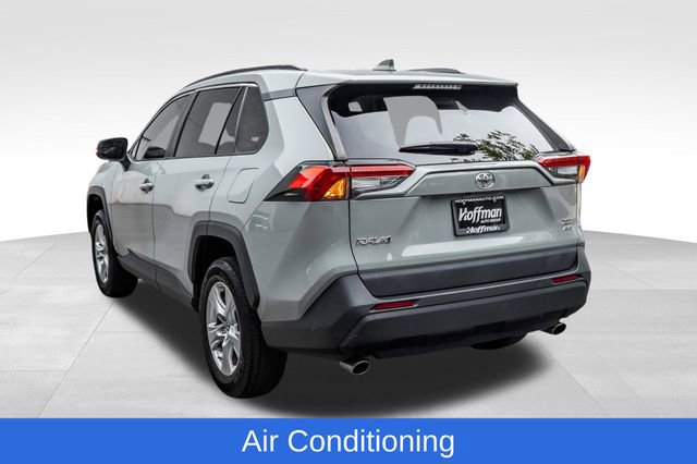 Used 2019 Toyota RAV4 XLE AWD/4WD image 9