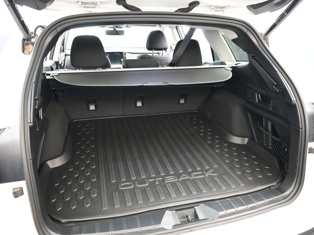 Used 2024 Subaru Outback Premium image 26